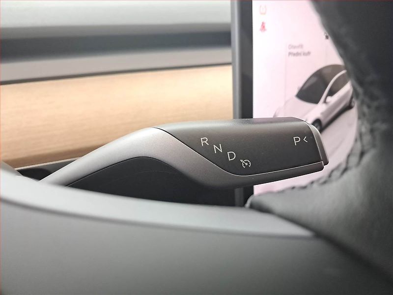 Tesla Model Y (2022) Long Range AWD 79kWh, SoH 93% - fotka 13 z 25