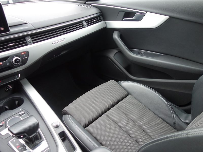 Audi A4 (2016) 2.0TDI 140kW QUATTRO -NEZ.TOP! - fotka 14 z 43