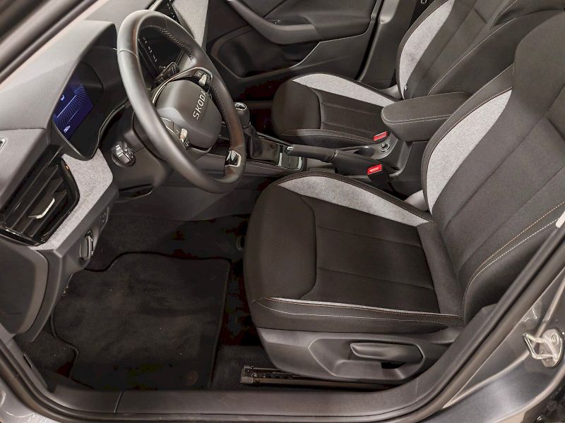 Škoda Scala (2025) 1.0 TSI 85 kW Selection - fotka 19 z 27