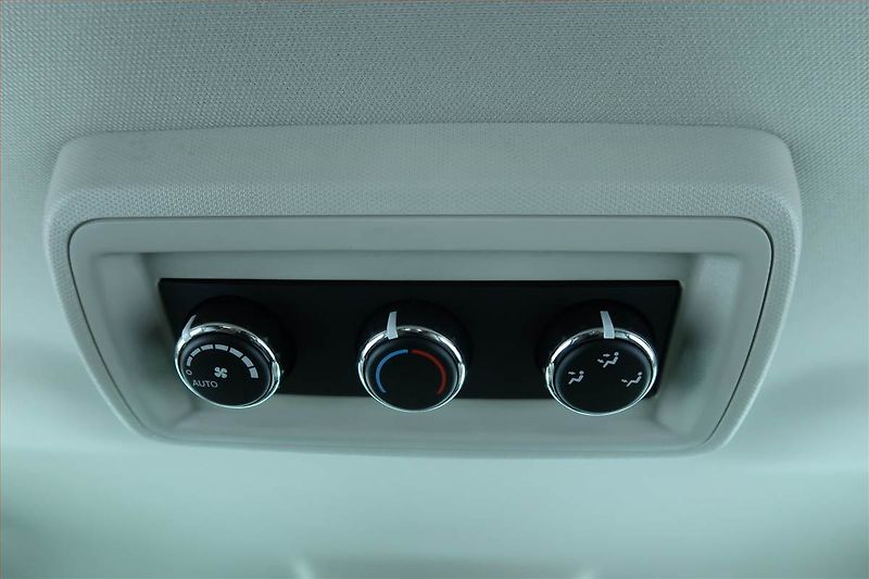Fiat Freemont (2013) 2.0 MultiJet, 4X4, Automat - fotka 26 z 26