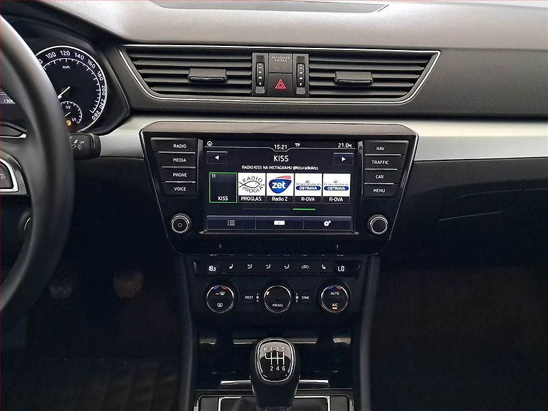 Škoda Superb (2017) 2.0 TDI, Serv.kniha, Navi - fotka 12 z 18