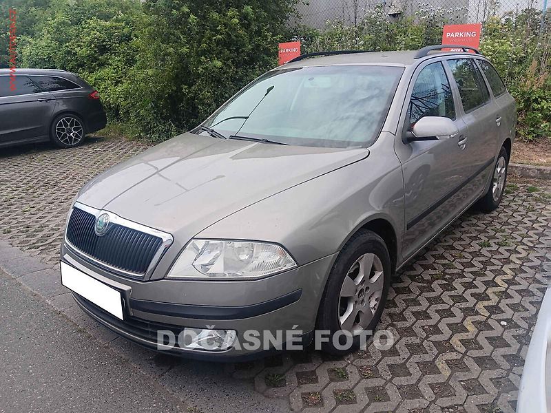Škoda Octavia (2009) 1.9TDi, ČR - fotka 1 z 3