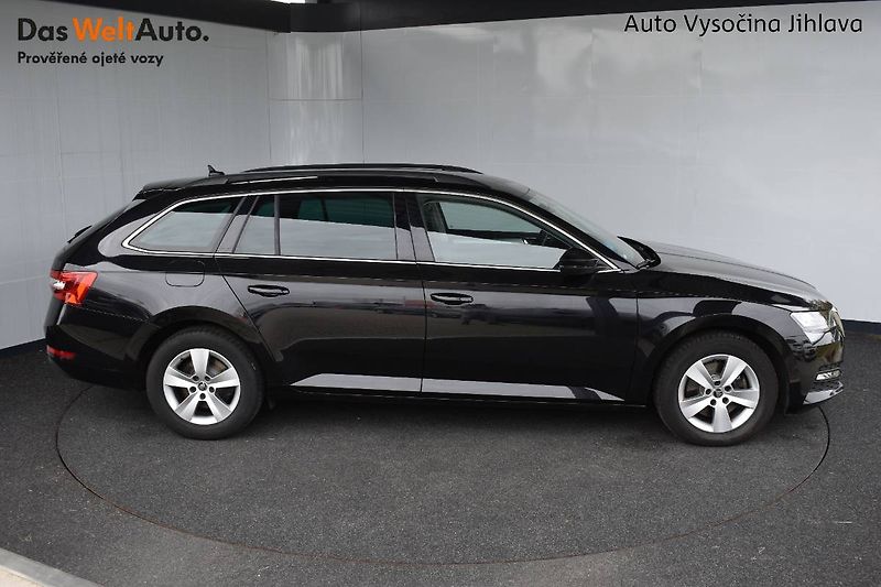 Škoda Superb (2023) 2.0TDI 110kW DSG tažné - fotka 6 z 23