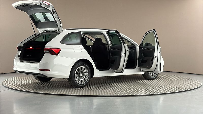 Škoda Octavia 2.0 TDI Ambition Combi - fotka 6 z 26