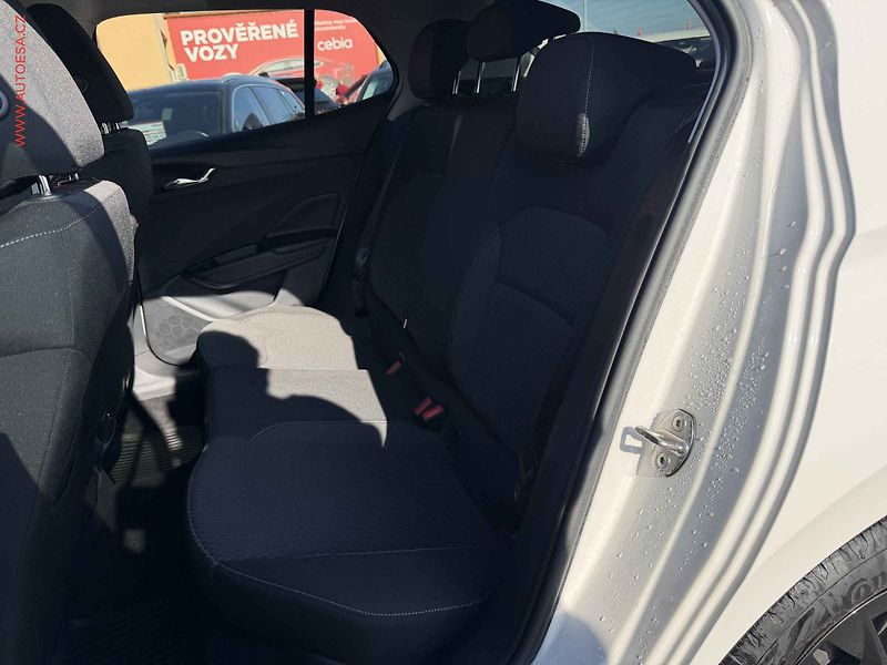 Škoda Fabia (2022) 1.0TSi, 1.maj,ČR, Style, LED - fotka 10 z 17