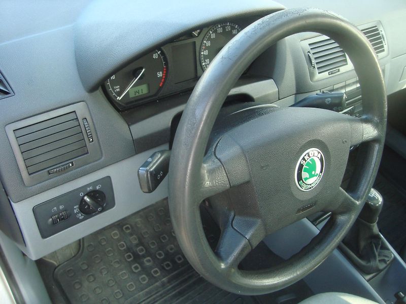 Škoda Fabia (2000) 1,9TDI - fotka 13 z 17