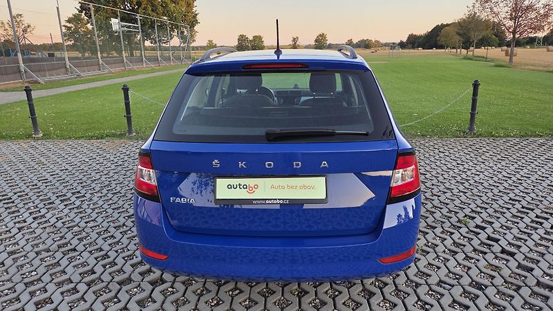 Škoda Fabia (2021) 1.0 TSI 70 kW Ambition, CZ,DPH - fotka 7 z 22