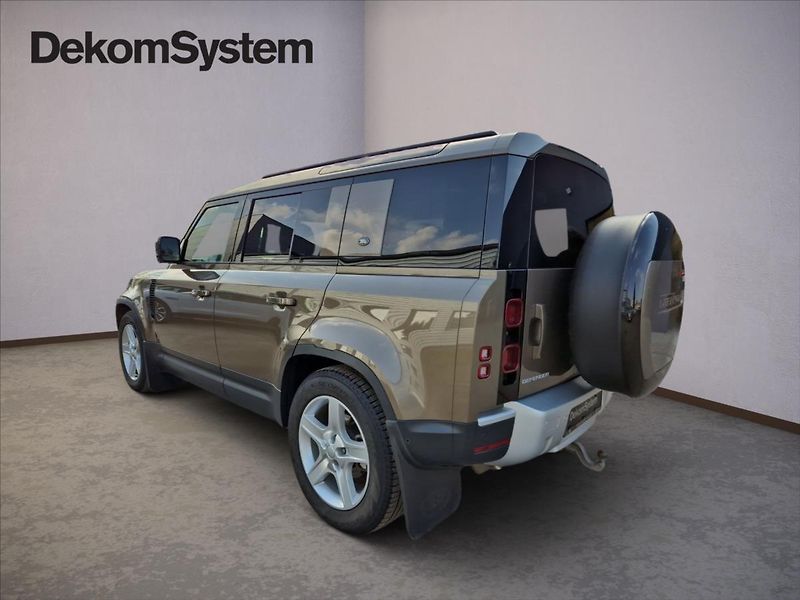 Land Rover Defender 3,0 110 3,0 D200 SE - fotka 4 z 18