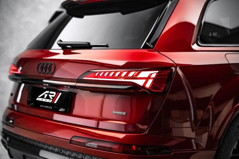 Audi Q7 50TDI 2x S-line Matrix Vzduch - fotka 10 z 24