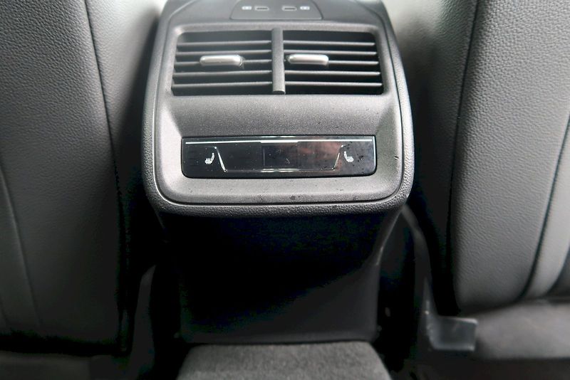 Škoda Superb (2025) Combi SportLine 2,0 TSi/195 kW - fotka 18 z 32