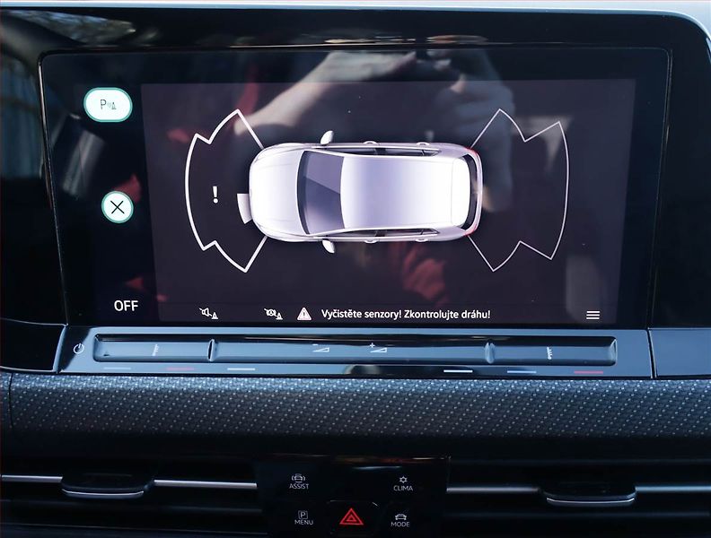 Volkswagen Golf (2021) R-Line 1.5 TSI, Kůže, Navi - fotka 19 z 20