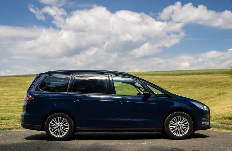 Ford Galaxy Business - fotka 4 z 21