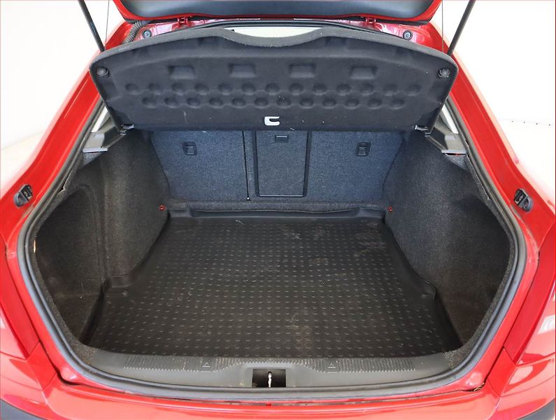 Škoda Octavia (2012) 1.6, Serv.kniha, Tempomat - fotka 14 z 16