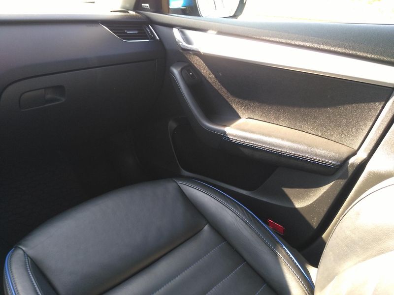 Škoda Octavia 1,6 TDI * DSG * /77 kW/ - fotka 13 z 40