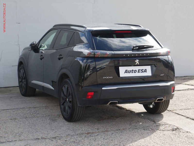 Peugeot 2008 (2019) 1.2 PT, GT, LED, AT, panor - fotka 4 z 16