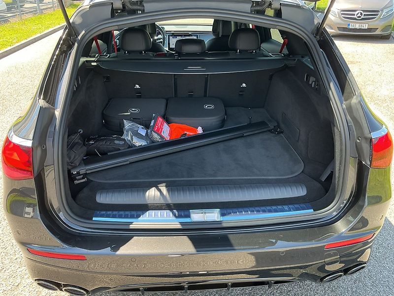 Mercedes-Benz Třídy E 53 AMG 4MATIC - fotka 23 z 26