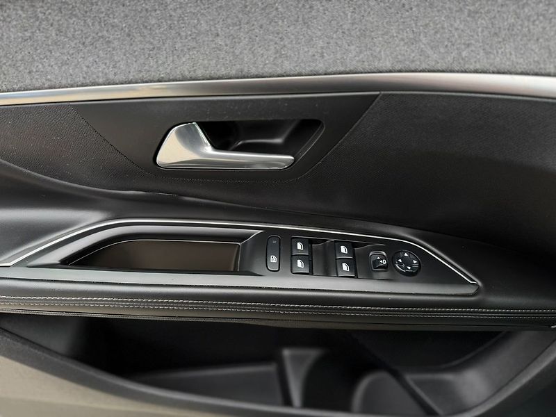 Peugeot 5008 - fotka 28 z 29