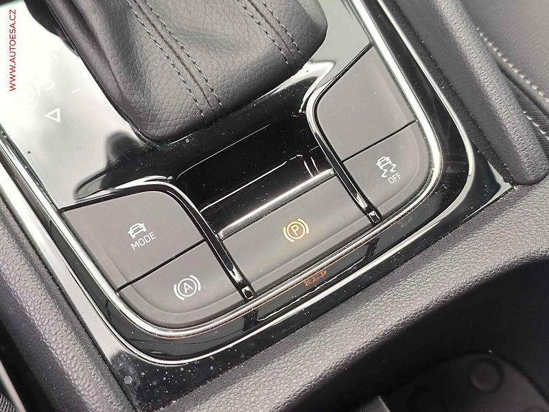 Škoda Karoq (2026) 2.0TDi 4x4 Top Selection, 1 - fotka 20 z 31