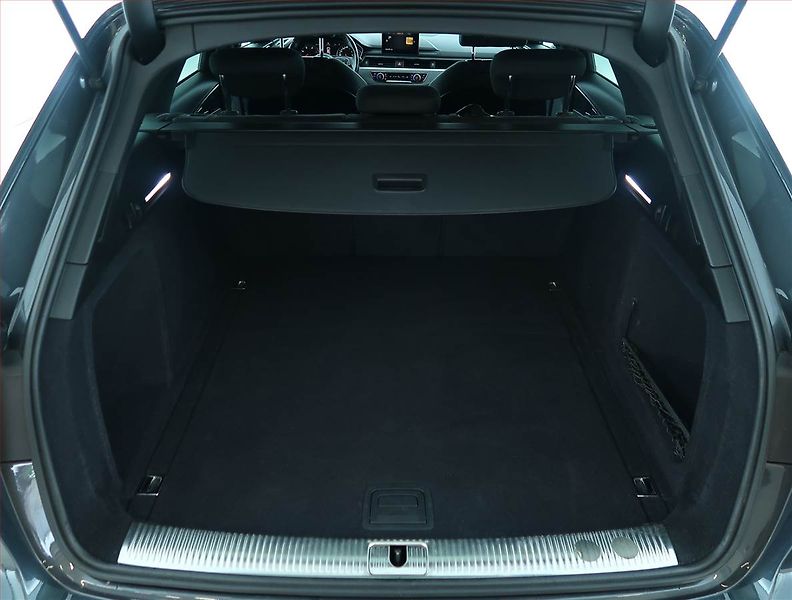 Audi A4 (2016) Ambition 2.0 TDI, Automat - fotka 14 z 19