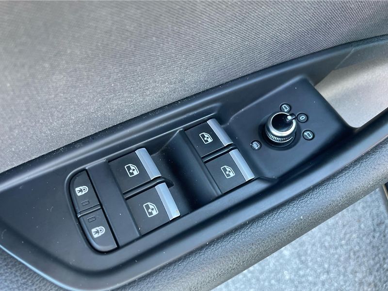 Audi A4 Avant 35 TDi - fotka 14 z 27
