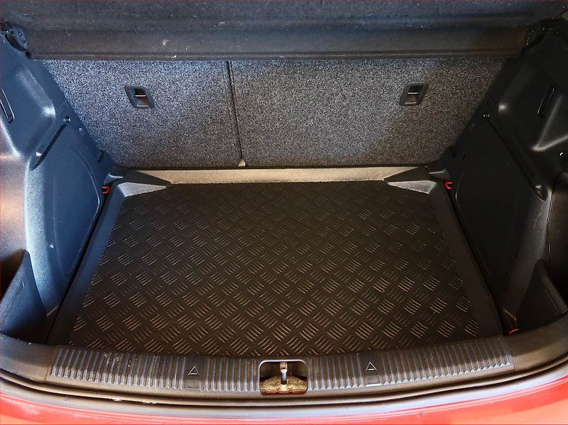 Škoda Fabia (2013) 1.2 TSI, Park. senzory - fotka 13 z 13