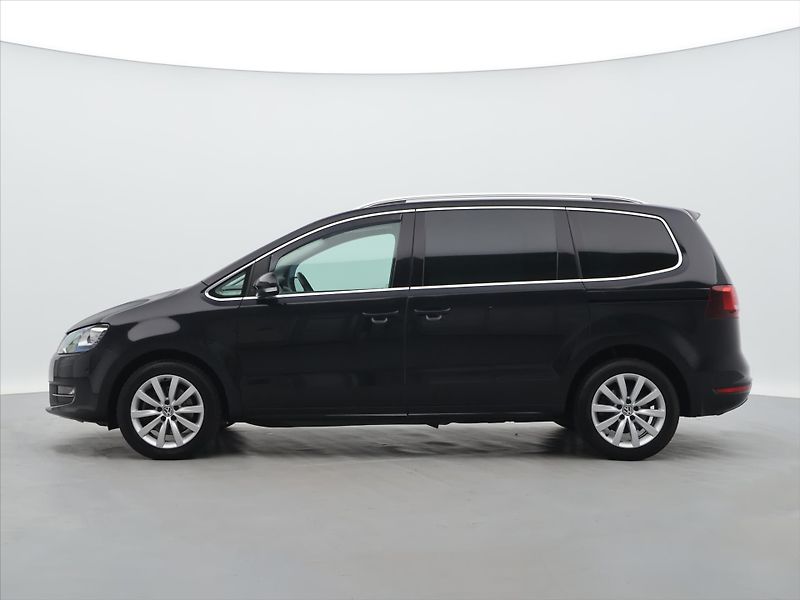 Volkswagen Sharan 2,0 TDI 130kW DSG 4Motion CZ - fotka 4 z 33