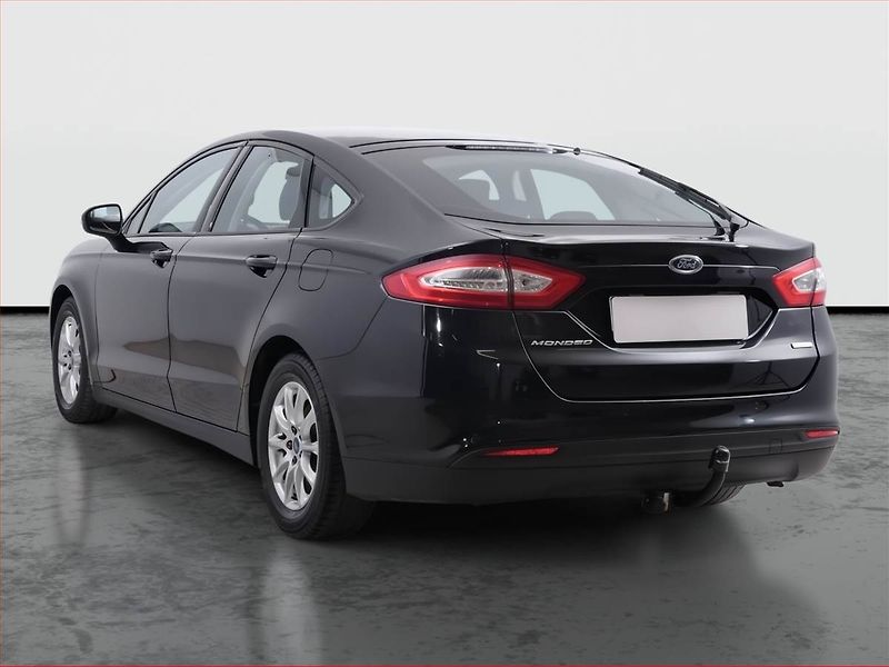 Ford Mondeo (2015) Trend 1.5 EcoBoost, Tempomat - fotka 4 z 20