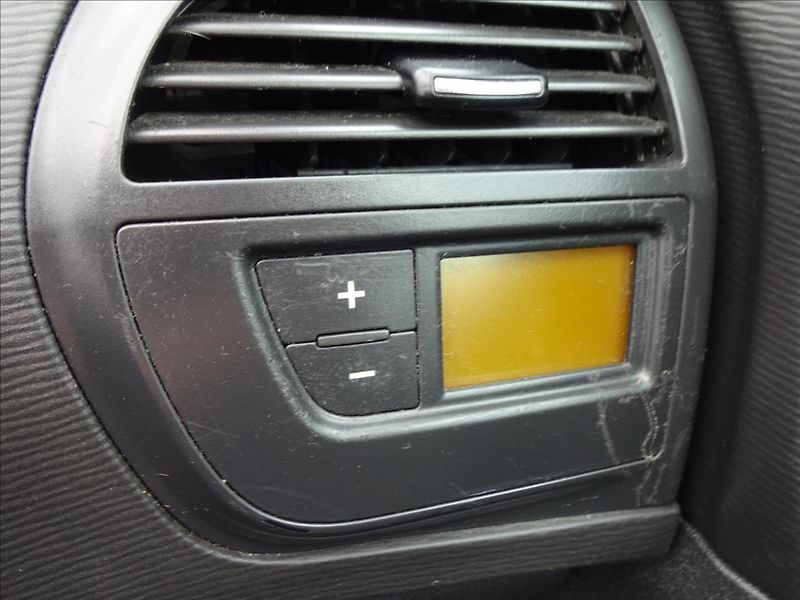 Citroën C4 Picasso 1,6HDI 80kW - fotka 38 z 44