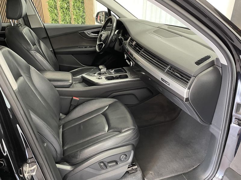 Audi Q7 3.0TDi 4x4 AT KŮŽE TZ HEAD-UP  - fotka 13 z 31