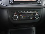 Volkswagen Tiguan (2014) 2.0 TDI, Navi, Tempomat - náhled 17