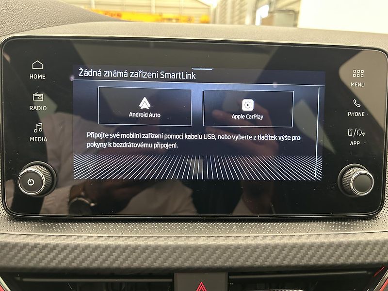 Škoda Kamiq 1.0 TSI Monte Carlo - fotka 17 z 26