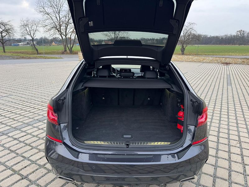 BMW Řada 6 630 GT XDrive Mpaket - fotka 9 z 22