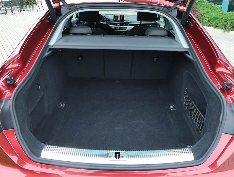 Audi A5 (2018) S-Line 2.0 TDI - fotka 14 z 18