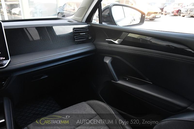 Volkswagen Tiguan 2.0TDi N.TOP 4M ZÁRUKA - fotka 23 z 55