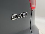 Volvo XC40 D4 AWD R-DESIGN AUT CZ - náhled 34