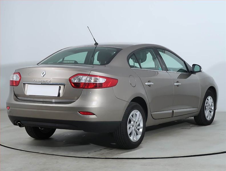 Renault Fluence (2013) 1.6 16V, Tempomat - fotka 5 z 18