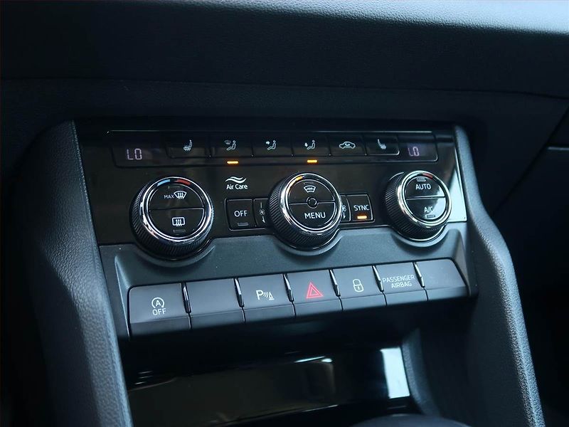 Škoda Karoq (2020) Style 1.6 TDI - fotka 16 z 20