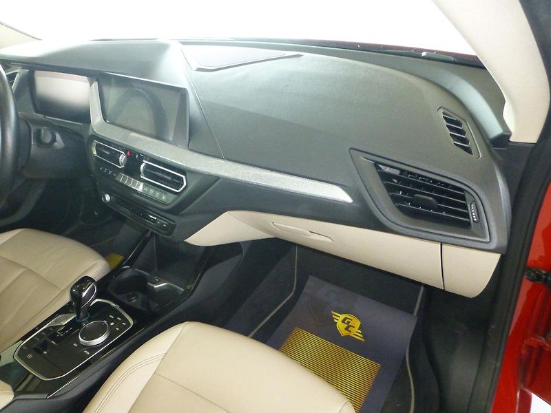 BMW Řada 2 (2021) 1,5I*FULL VYBAV*PŮVOD ČR-1 MAJ - fotka 23 z 29