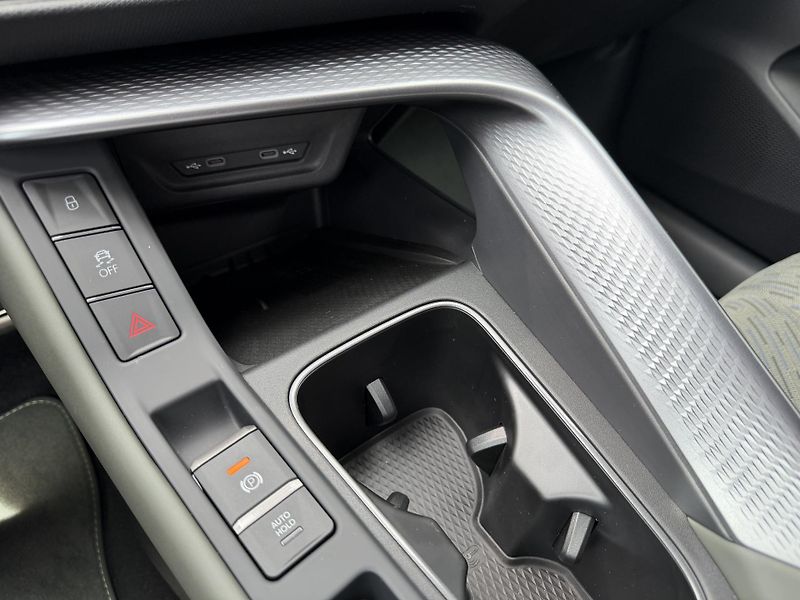 Cupra Terramar (2026) 2.0TSI 150kW 4WD TRIBE TZ R20! - fotka 42 z 45
