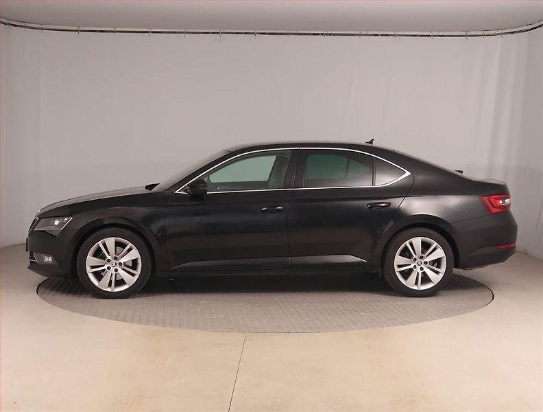 Škoda Superb (2017) Style 2.0 TDI 4x4, 4X4 - fotka 3 z 18