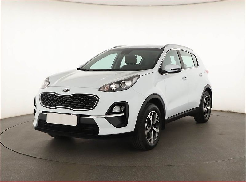 Kia Sportage (2019) 1.6 GDI, Navi, Tempomat - fotka 2 z 17