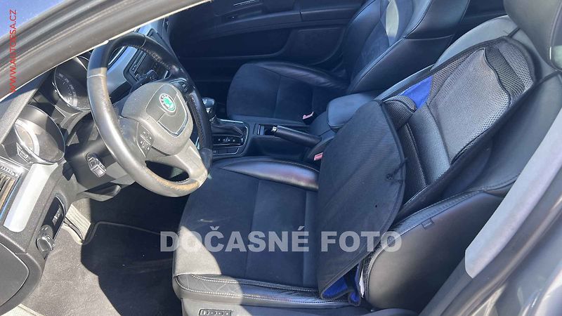 Škoda Superb (2011) 2.0TDi 4x4, ČR, AT, navi - fotka 3 z 3