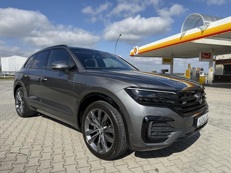 Volkswagen Touareg 3.0 TDI R-LINE   ONE MILLION - fotka 3 z 25