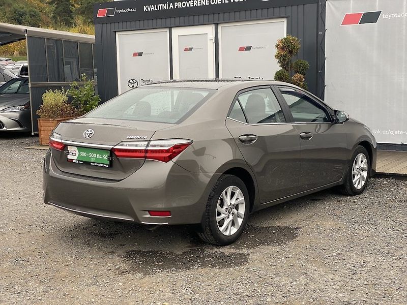Toyota Corolla 1.6i, ČR, Active, záruka - fotka 7 z 15