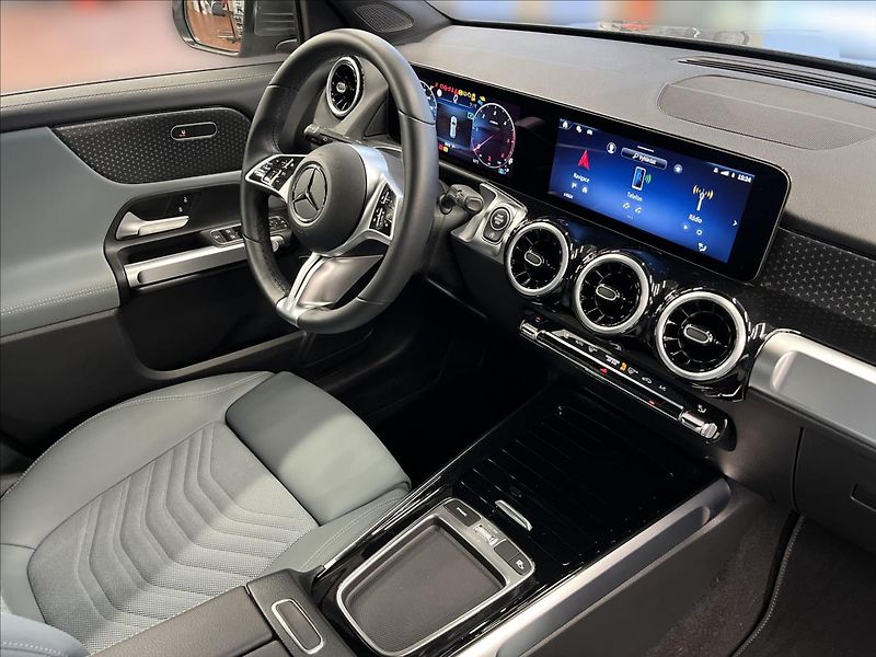 Mercedes-Benz GLB 180 d Progressive Line - fotka 18 z 22