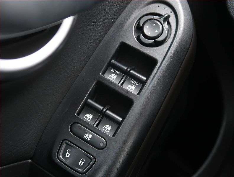 Fiat 500X (2018) Cross 1.4 MultiAir, 4X4 - fotka 16 z 21