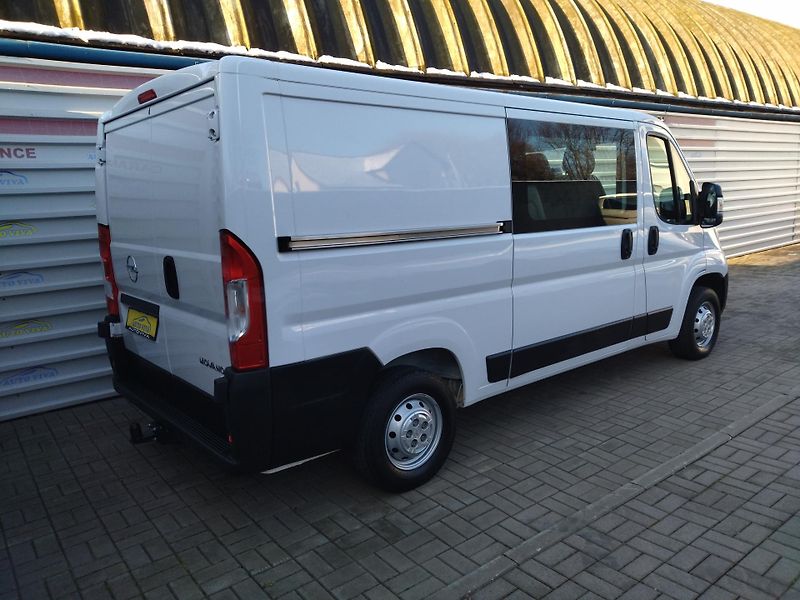Opel Movano 2,2BHDi L2H1, 7 míst, Vestavba - fotka 4 z 39