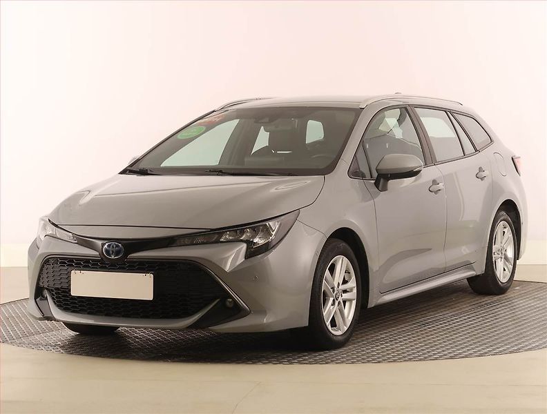 Toyota Corolla (2022) 1.8 Hybrid, full bybrid - fotka 2 z 25