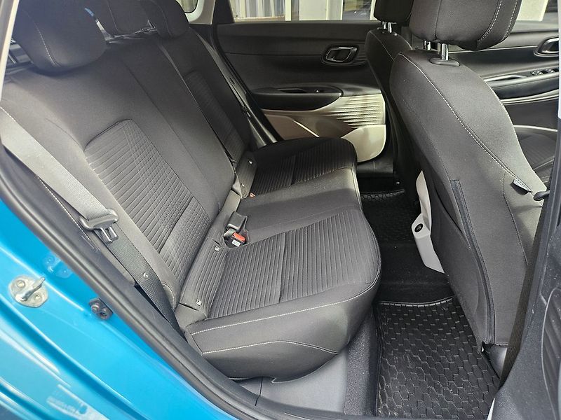 Hyundai i20 1,0 T-GDi 74kW, Style, 2.maj. - fotka 30 z 36
