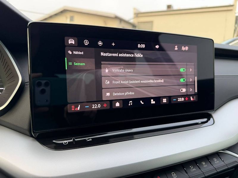 Škoda Octavia Selection 1,5 TSI 110 kW 6° MP - fotka 19 z 35